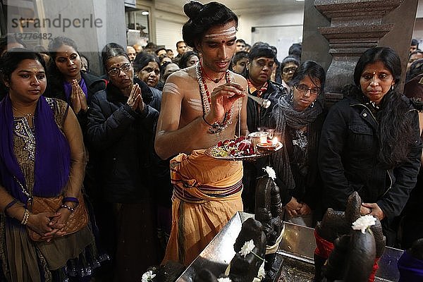 Feierlichkeiten im Pariser Ganesh-Tempel.