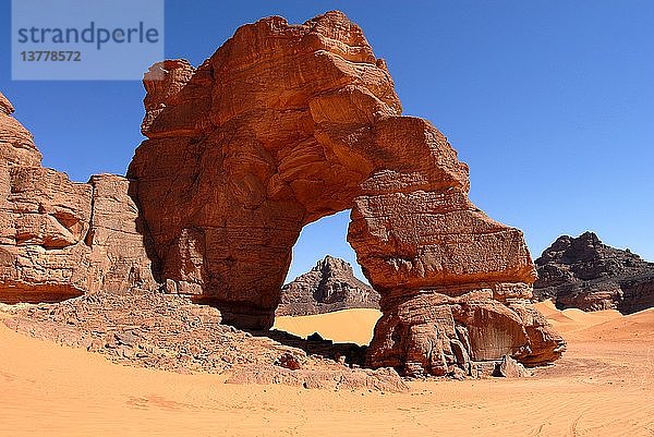Arche Afzejare in der Wüste Akakous  Lybien.