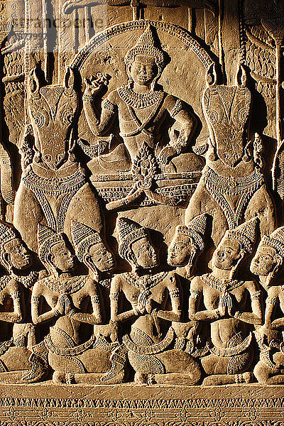 Angkor Wat  geschnitztes Detail an der Wand.