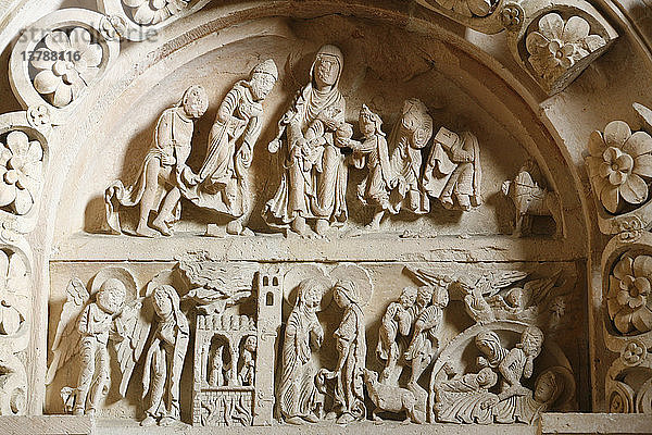 Tympanon des Narthex der Basilika von Vezelay