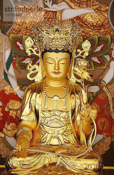 Kwanseum Bosal  Bodhisattva Avalokitesvara. Bodhisattva des Mitgefühls.