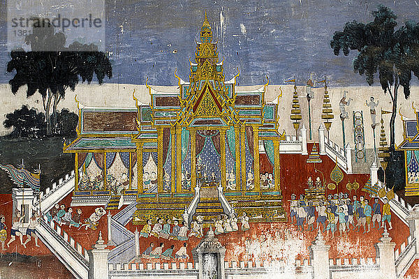 Die Innenwände der Silberpagode sind mit Wandmalereien bedeckt  die Geschichten aus dem Reamker  der Khmer-Version des klassischen indischen Epos Ramayana  darstellen. Einige Teile der Wandmalereien sind verfallen und wettergeschädigt. Die Wandmalereien wurden
