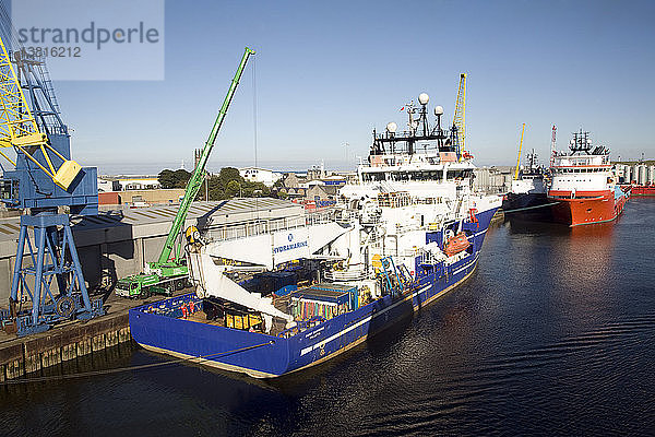 Bibby Sapphire Schiff  Hafen  Aberdeen  Schottland