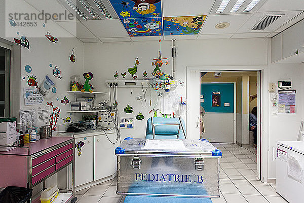 Hauptbüro des pädiatrischen Dienstes in einem Krankenhaus. Aix en Provence.