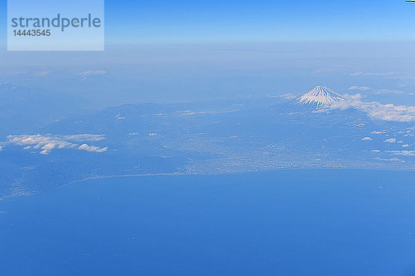 Luftaufnahme des Berges Fuji  Japan