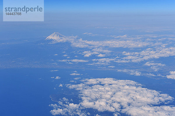 Luftaufnahme des Berges Fuji  Japan