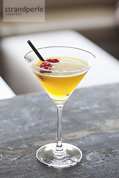 Cocktail mit Himbeeren