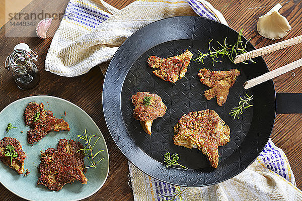 Gebratene Austernpilze in Senf-Mandel-Panade (vegan  glutenfrei)