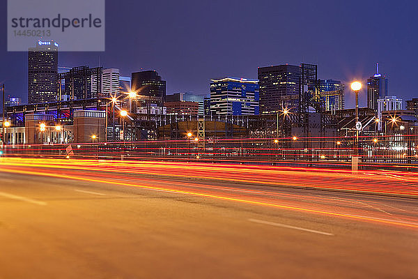 Skyline und Verkehr in Denver