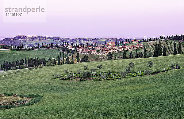 Montecchiello im Morgengrauen