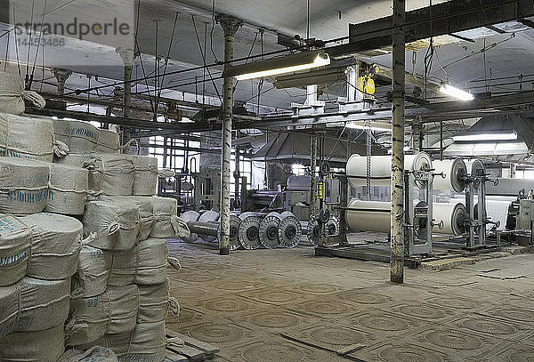 Ausrüstung in Textilfabrik