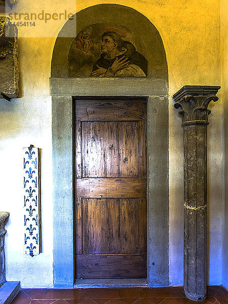 Italien  Toskana  Florenz  Kloster von San Marco  verzierte Tür