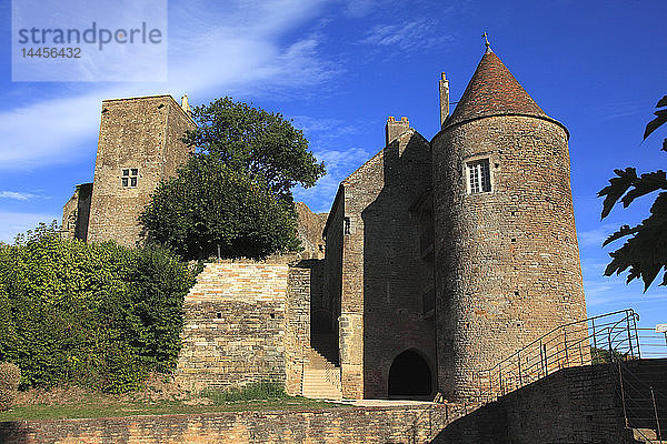 Frankreich  Bourgogne Franche Comte  Departement Saone et Loire (71)  Martailly les Brancion  mittelalterliches Dorf Brancion  das Schloss