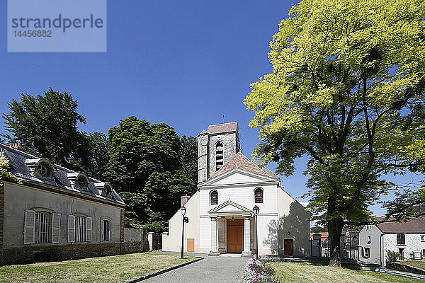 Seine und Marne. Servon. Die prächtige Kirche von Saint Colombe und Saint Louis (13. Jahrhundert).