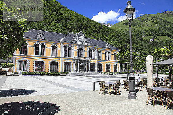 Frankreich  Occitanie (Midi Pyrenees )  Hautes Pyrenees (65)  Cauterets  Esplanade des Oeufs