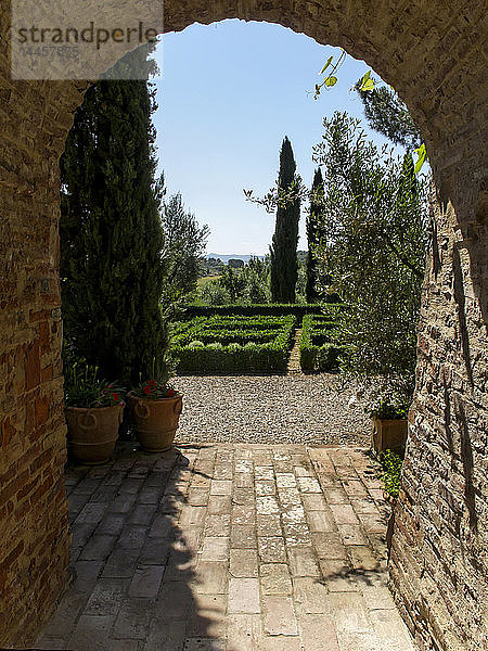 Italien  Toskana  Florenz  Garten des Hauses in Fiesole