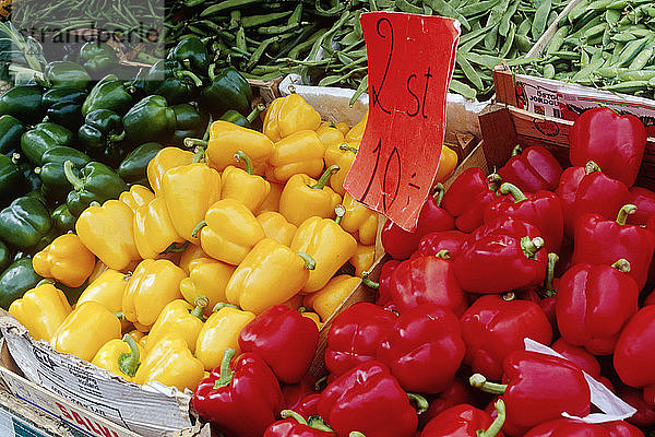 Gemüse am Marktstand