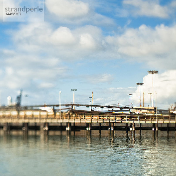 Laderampe in einem Seehafen