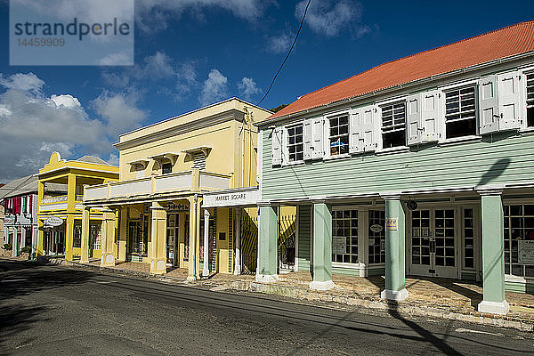 Historische Gebäude in der Innenstadt von Christiansted  St. Croix  US Virgin Islands  Karibik