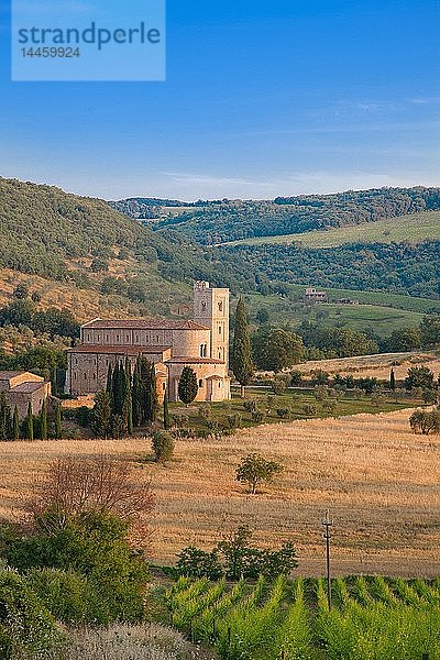 Die Abtei von Sant'Antimo  Sant'Antimo  Toskana  Italien