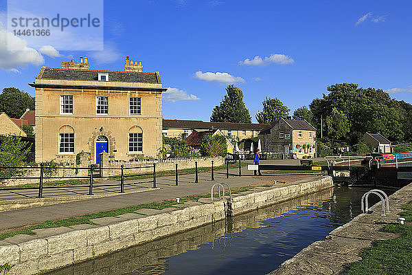 Schleusen  Kennet and Avon Canal  Bradford on Avon  Wiltshire  England