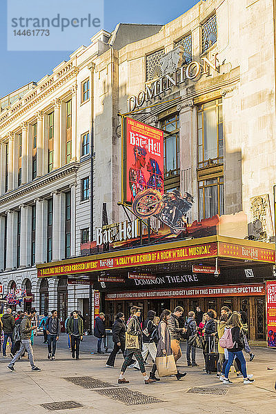 Das Dominion Theatre in der Tottenham Court Road  London  England