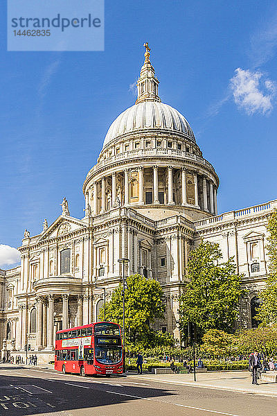 St. Paul's Cathedral in der City of London  London  Vereinigtes Königreich