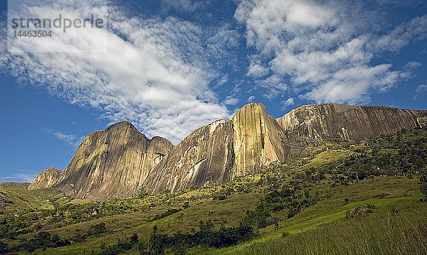 Tsaranoro-Massiv  Süd-Madagaskar