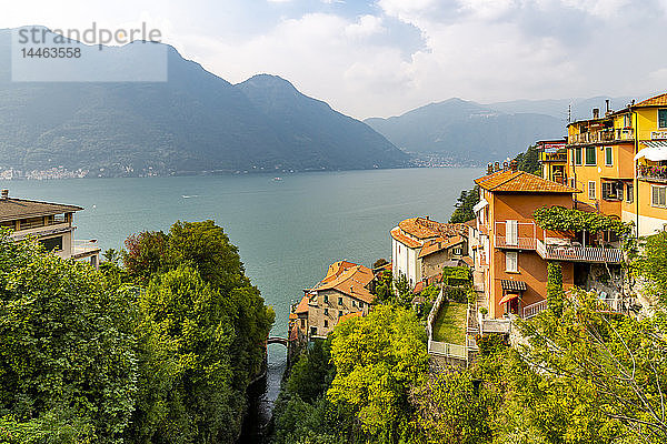 Blick auf den Comer See von Nesso  Provinz Como  Comer See  Lombardei  Italienische Seen  Italien