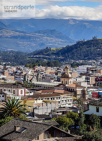 Stadtzentrum  Blick von oben  Otavalo  Provinz Imbabura  Ecuador  Südamerika