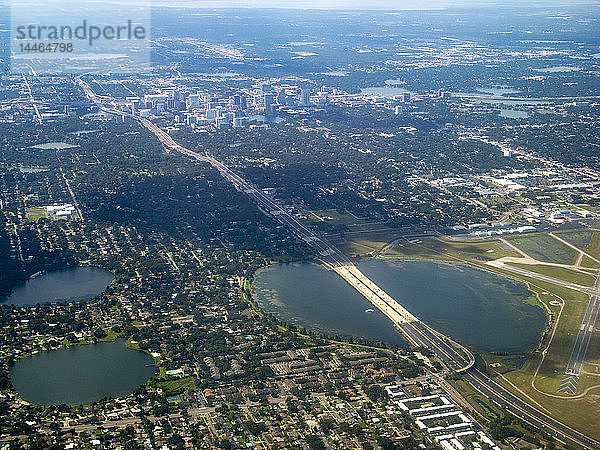 Stadtbild von Orlando aus der Luft  USA  Nordamerika