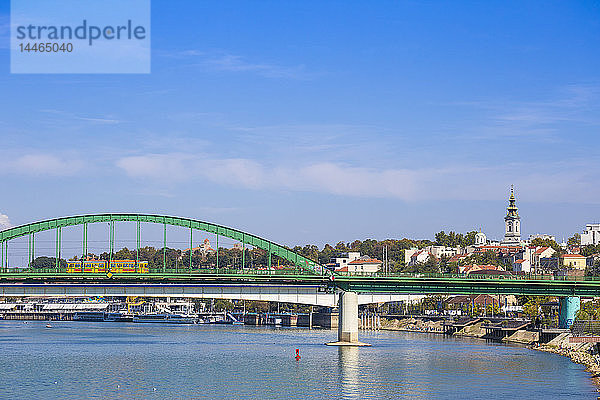 Stari Savski Most (Alte Sava-Brücke) über die Sava  Belgrad  Serbien