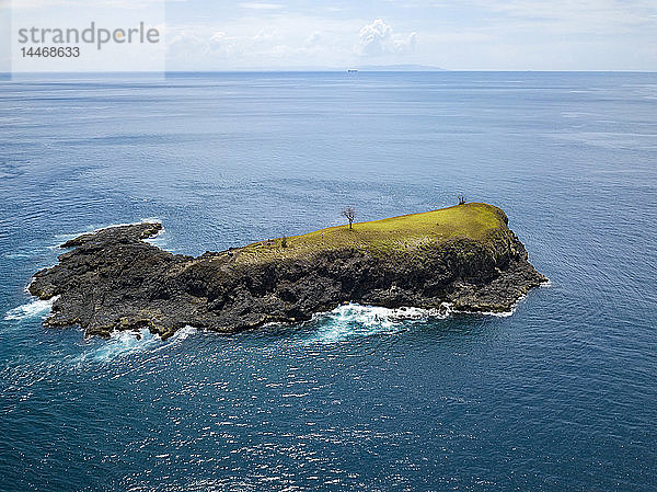 Indonesien  Bali  Karangasem  Luftaufnahme der Insel Pulau Paus