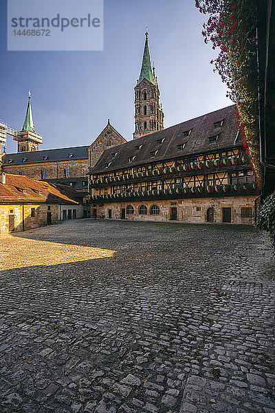 Deutschland  Bayern  Bamberg  Alte Hofhaltung und Bamberger Dom