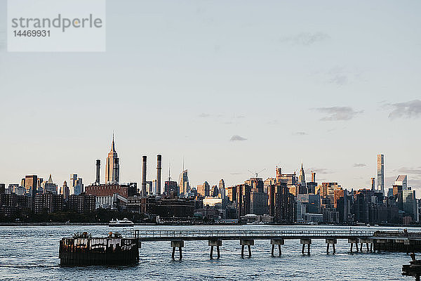 USA  New York  New York City  Brooklyn  Skyline