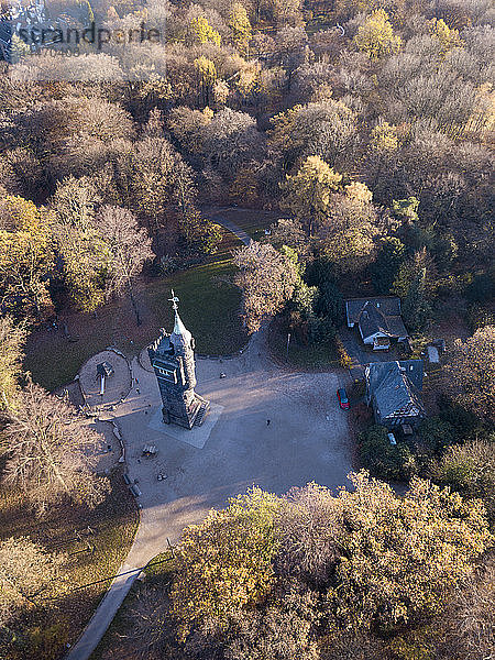 Deutschland  Wuppertal  Luftaufnahme des Elise-Turms im Herbst