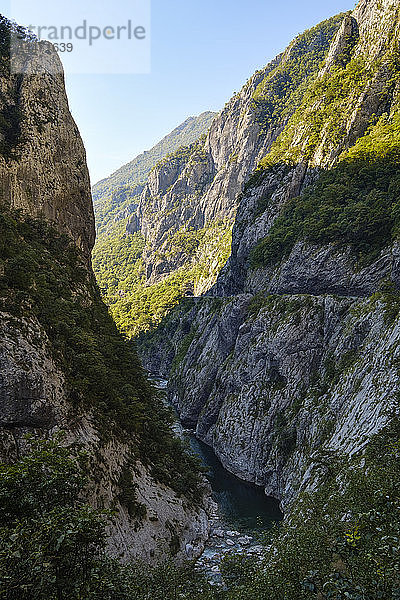 Montenegro  in der Nähe von Kolasin  Moraca-Tal