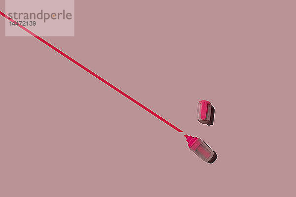 3D-Illustration  Markierung auf rosa Hintergrund
