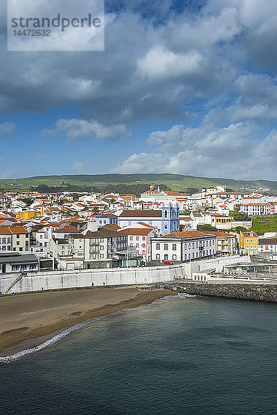 Portugal  Azoren  Terceira  Angra do Heroismo  Blick über die Stadt