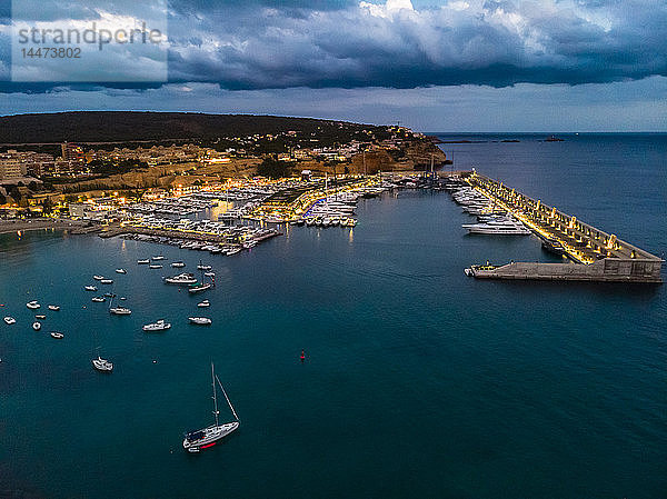 Mallorca  El Toro  Port Adriano zur blauen Stunde  Luftaufnahme