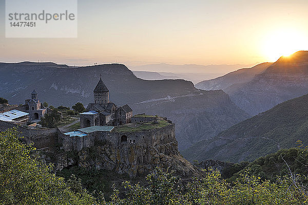 Armenien  Syunik-Provinz  Tatev-Kloster