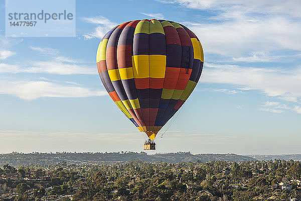 USA  Kalifornien  Del Mar  Heißluftballon