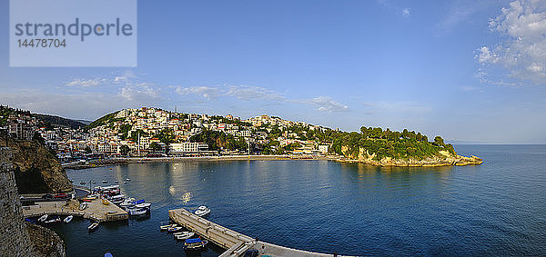 Montenegro  Ulcinj  Adriaküste  Hafen und Strand Mala Plaza