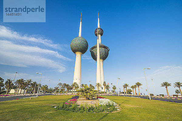Arabien  Kuwait  Kuwait-Stadt  Kuwait-Türme