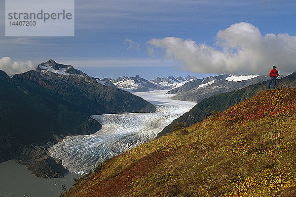 Wanderer Ansichten Mendenhall-Gletscher Südost-Alaska Juneau Thunder Mountain Sommer