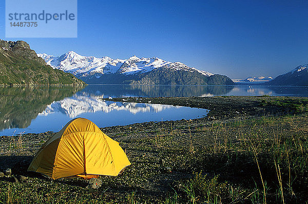 Kuppel Camping Zelt Reid Inlet Südost Alaska landschaftlich