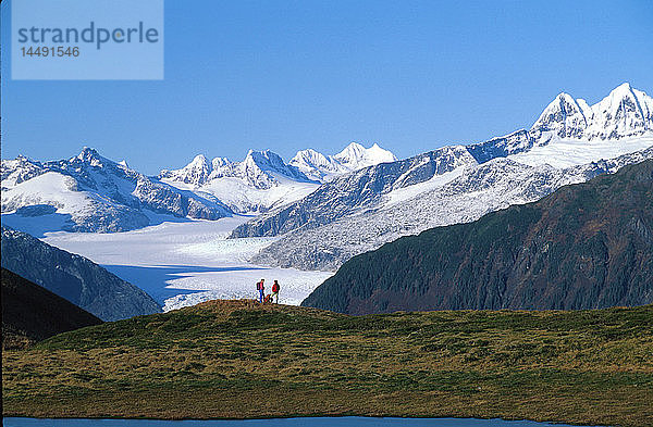 Wanderer Thunder Mountain Mendenhall-Gletscher SE Alaska