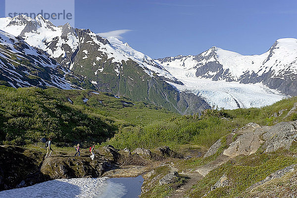 Familienwanderung Portage Pass trail Chugach Mtns w/Portage Glacier Alaska Sommer Chugach Nat Forest