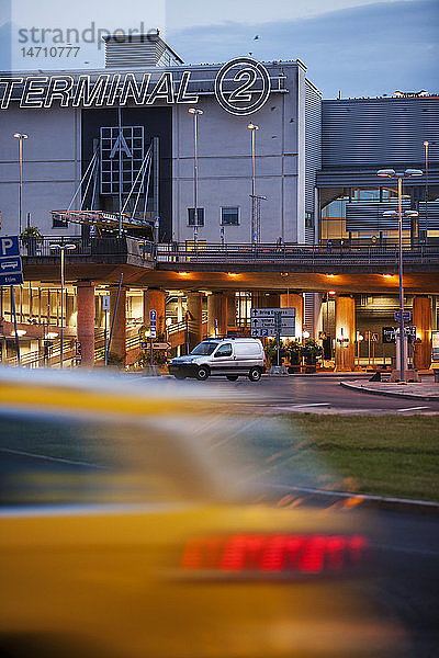 Gebäude des Terminals am Flughafen Arlanda