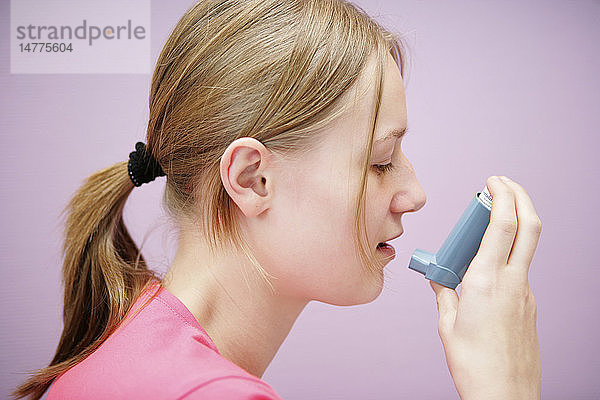 ASTHMA-BEHANDLUNG  JUGENDLICHE